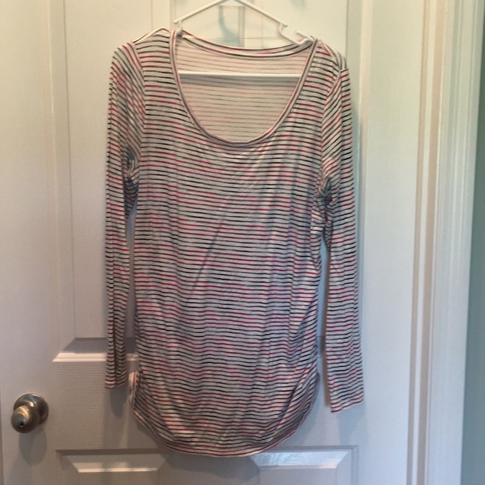 Long sleeve maternity shirt.